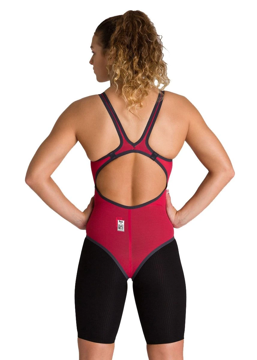Arena Women's Carbon Duo Top - Jester Red 7 Arena Women's Carbon Duo Top - Jester Red - Image 7