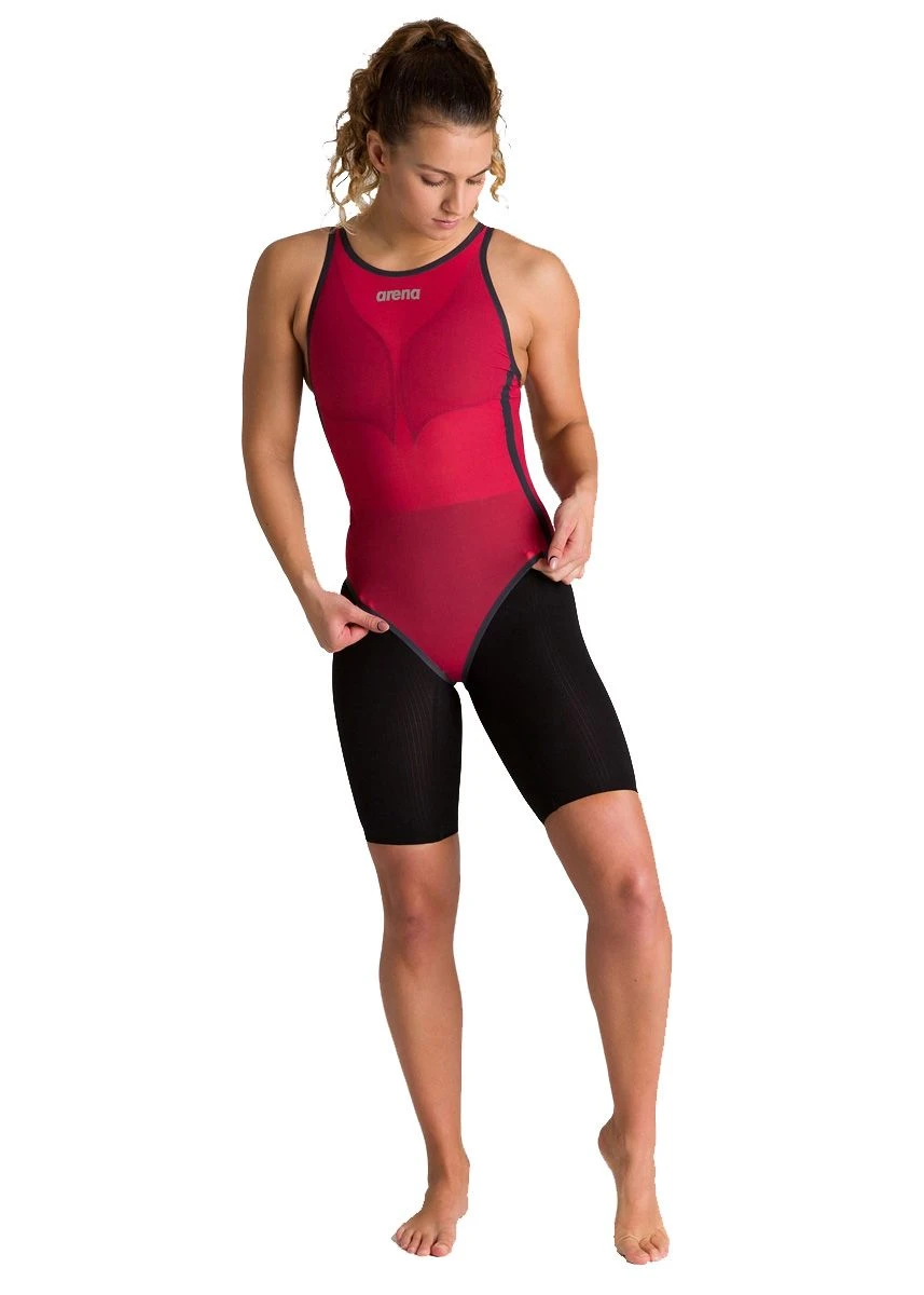Arena Women's Carbon Duo Top - Jester Red 6 Arena Women's Carbon Duo Top - Jester Red - Image 6